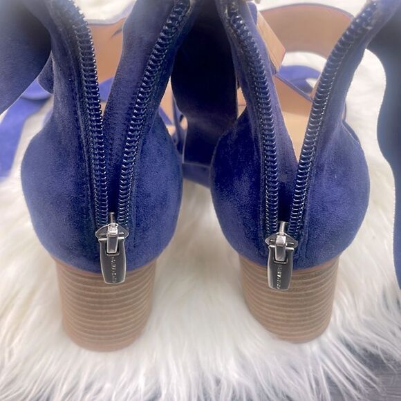NEW Vince Camuto | VC-Jeneve strappy sandals 6.5 blue,suede ankle wrap 3” heel - Picture 6 of 10